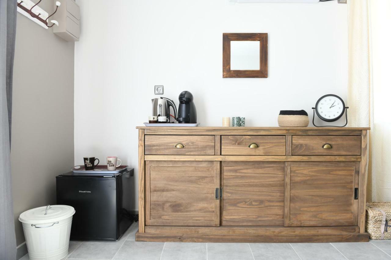 Chambre D'Hotes Du Charme Provencal Senas Экстерьер фото